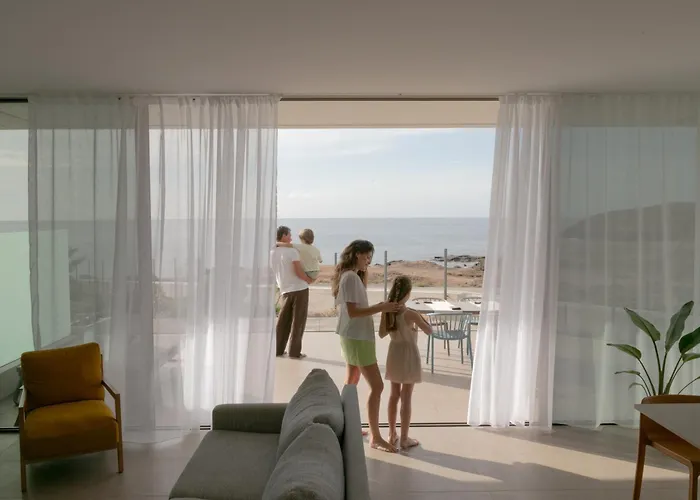 Kora Nivaria Apartment