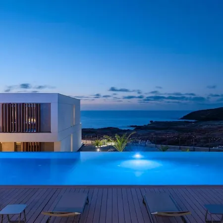 アパート Kora Nivaria