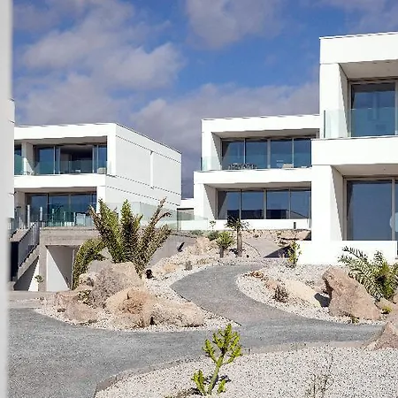 アパート Kora Nivaria