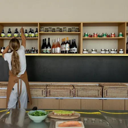 Kora Nivaria * Abades